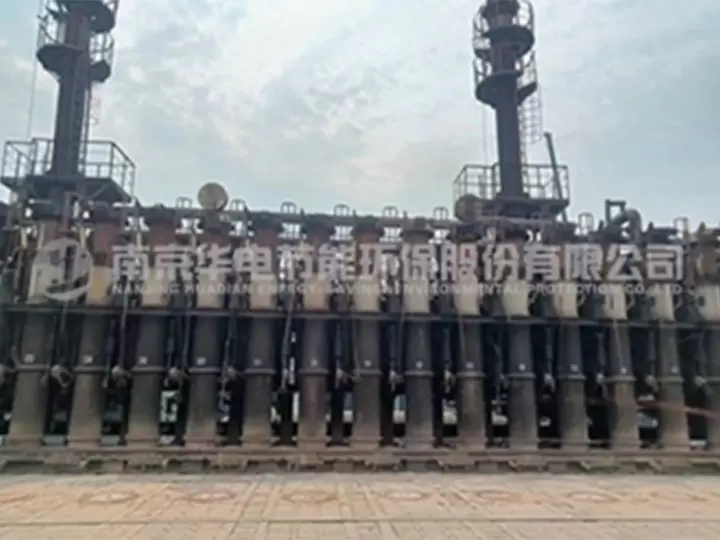 公司自主研发的专利技术&mdash;&mdash;旋转曲面翻板式焦炉单调装置研发成功并可全面推广应用